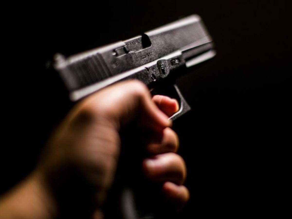 Dos guardas de seguridad de la U. Javeriana resultaron heridos por evitar un robo