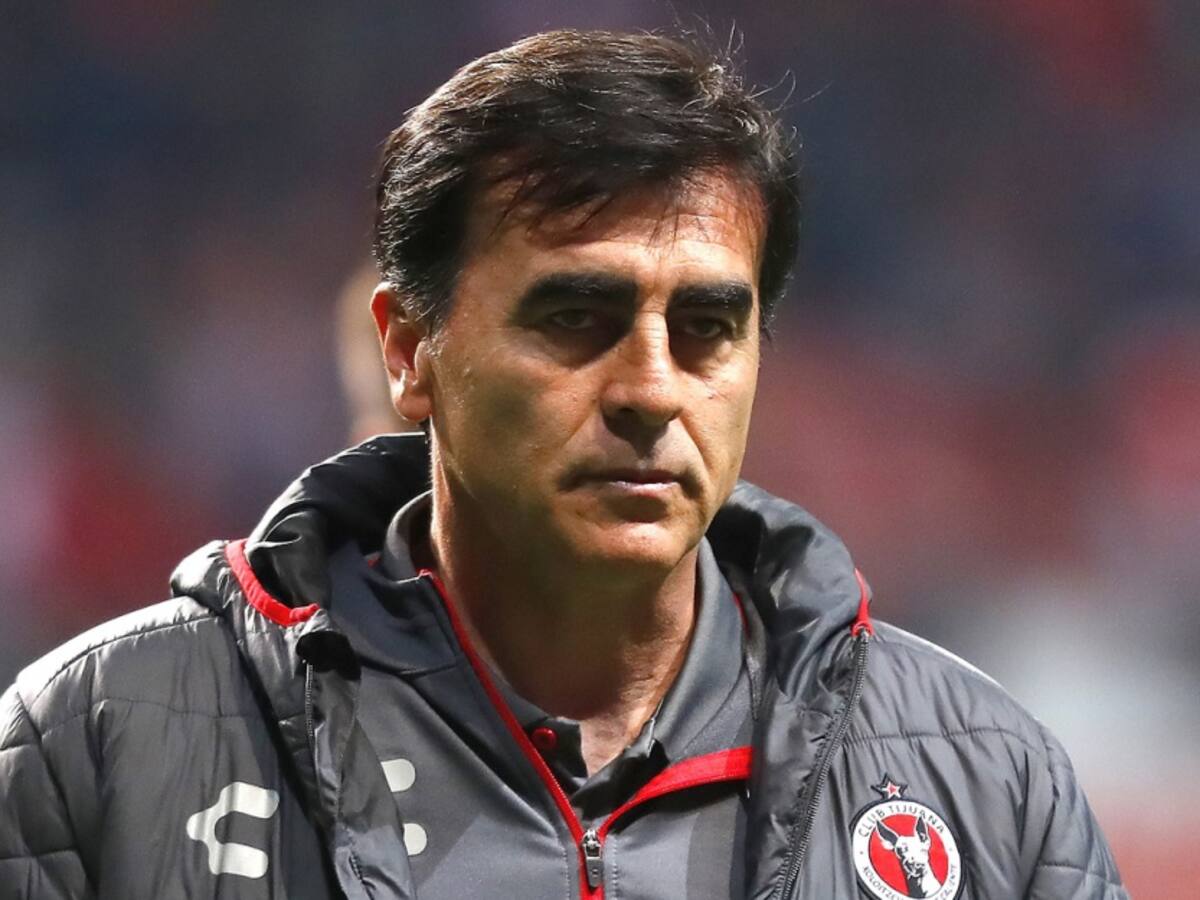 "Edwin Cardona tiene condiciones para volver a Boca": G. Quinteros