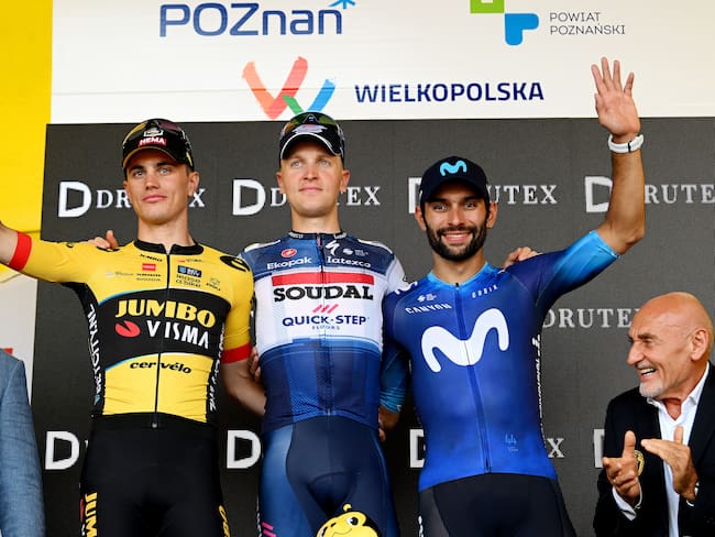 Fernando Gaviria en el podio de la primera etapa del Tour de Polonia. (Photo by Dario Belingheri/Getty Images)
