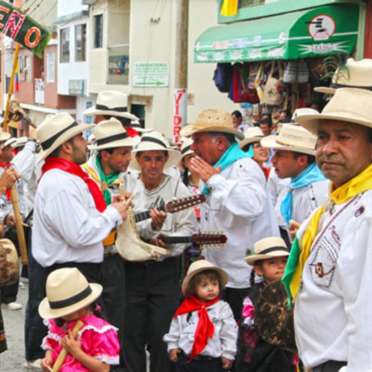 Ferias en Vélez copan capacidad hotelera