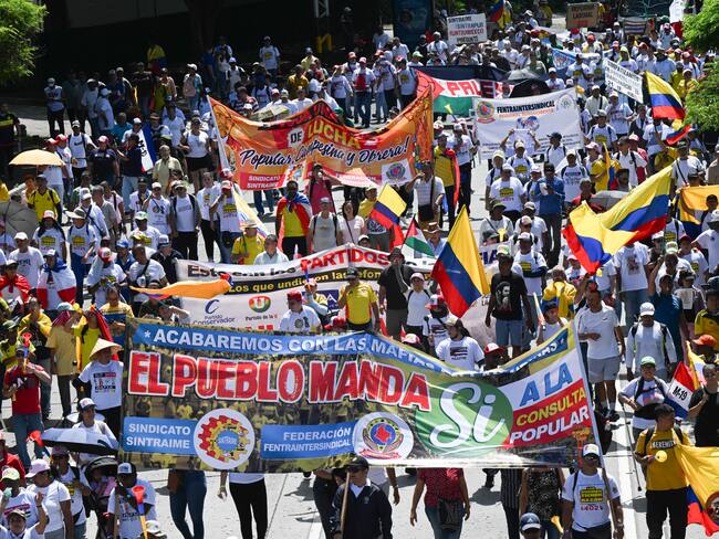 Imagen de referencia a protestas en Cali/ Getty Images