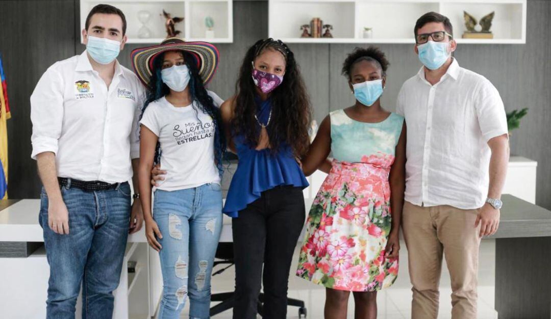 Hacen parte del programa "Ella es Astronauta", que promueve la participación de niñas que viven en condición de vulnerabilidad