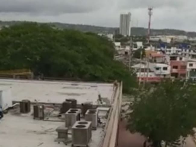 Hombre se suicida desde la azotea de una clínica en Cartagena