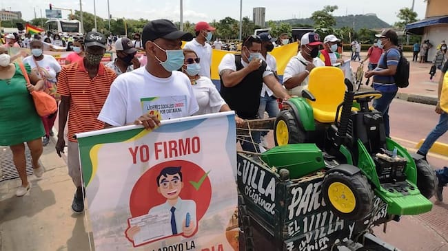 Estas personas señalan que el mandatario ha hecho poco o nada por sacar adelante la malla vial o los problemas de movilidad