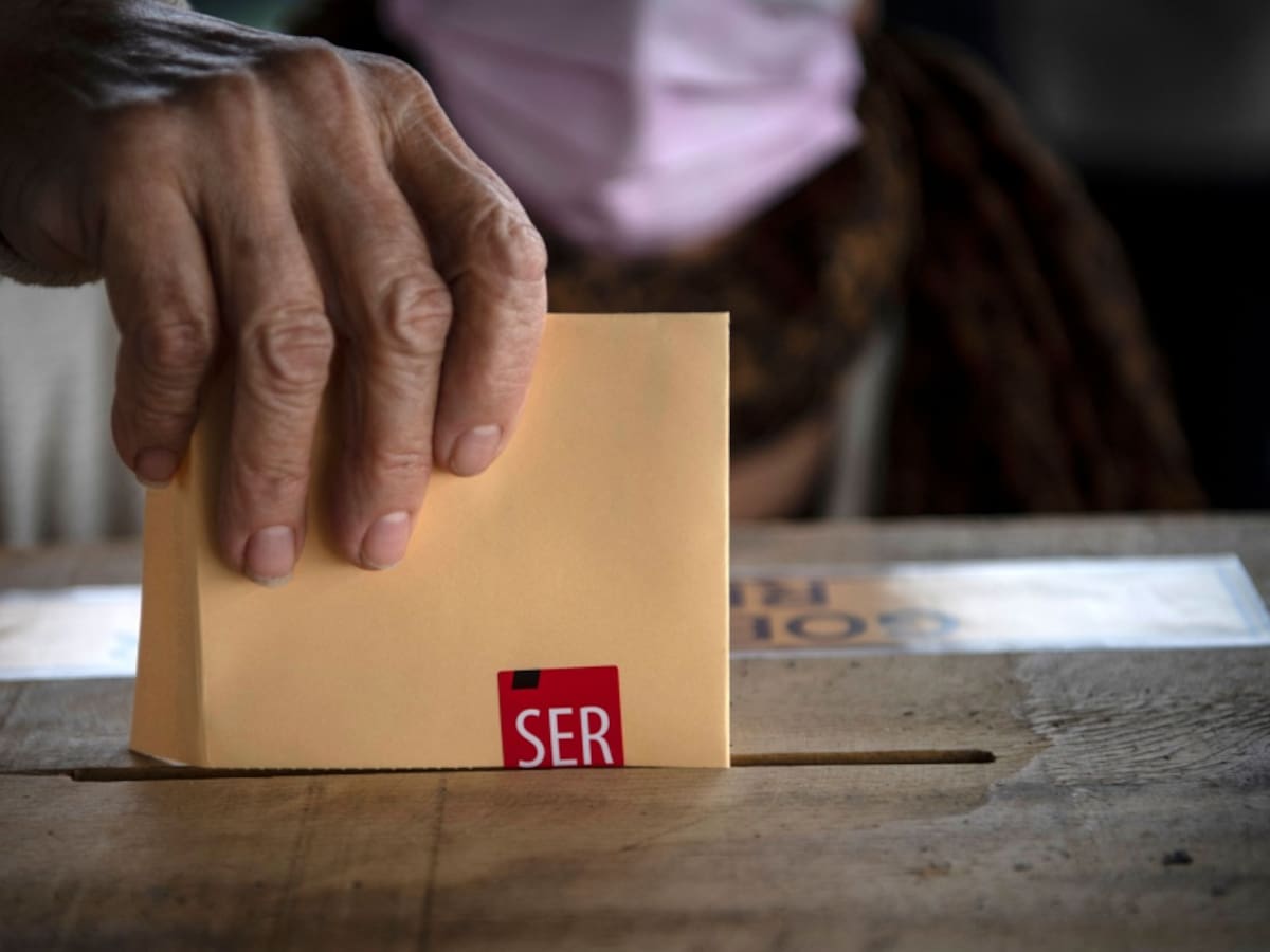 De las redes a las urnas, la iniciativa chilena de "quinta papeleta"