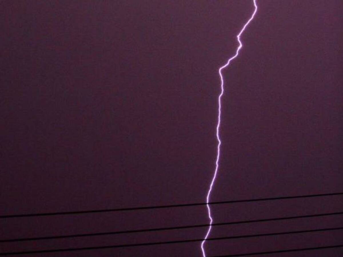 Jamundí: menor de 13 años murió tras ser alcanzada por un rayo. Su hermana lucha por sobrevivir