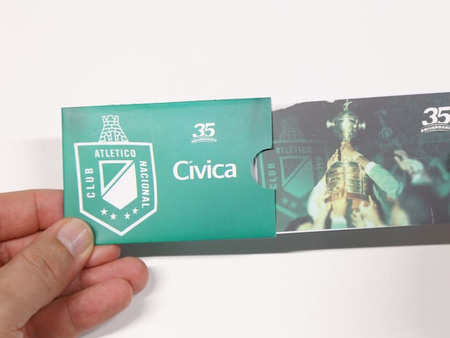 Tarjeta cívica en conmemoración a los 35 años de la Copa Libertadores. Foto: Cortesía: Metro
