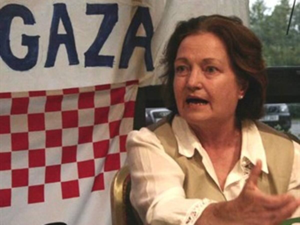 Israel deporta a premio Nobel por estar de manera ilegal en el país