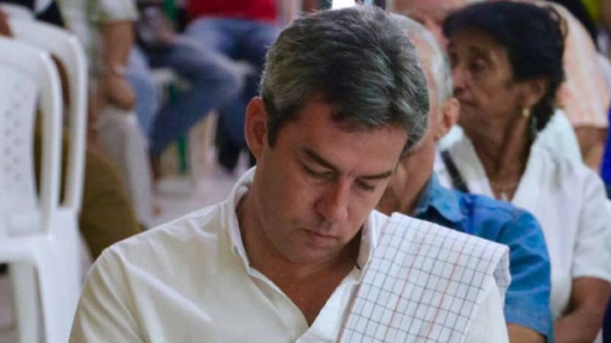 Denuncia por detrimento patrimonial contra el gobernador de Caldas