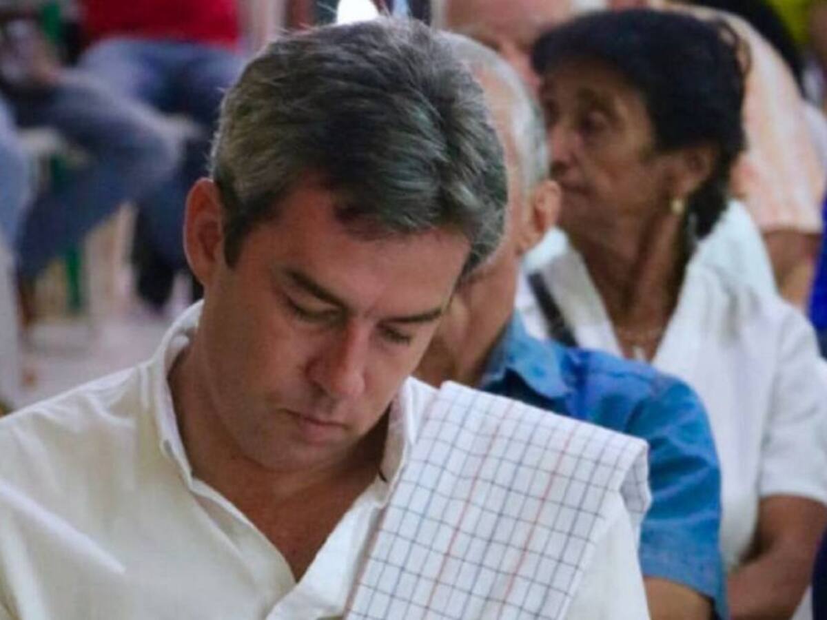 Denuncia por detrimento patrimonial contra el gobernador de Caldas