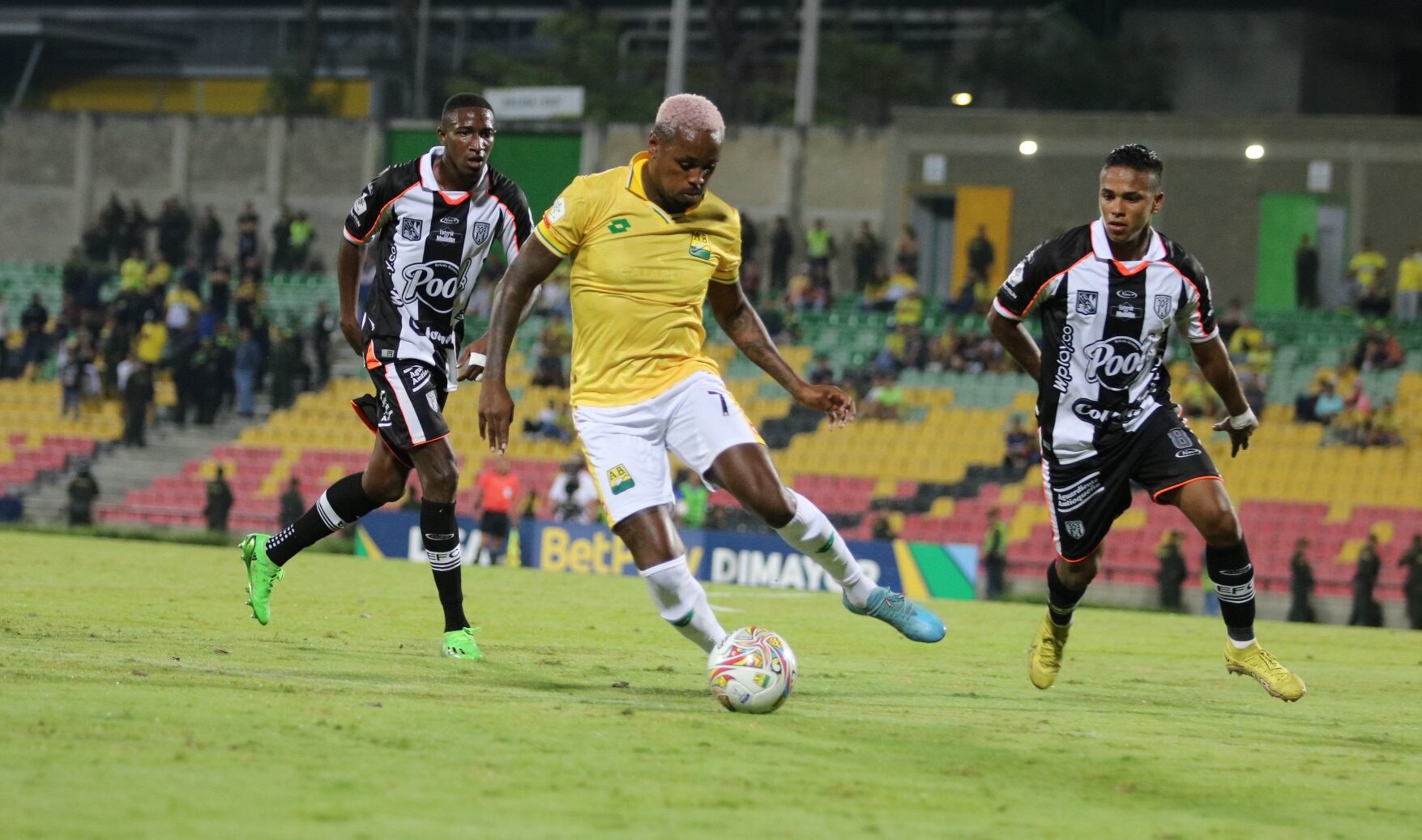 Bucaramanga vs. Envigado / Foto: @ABucaramanga