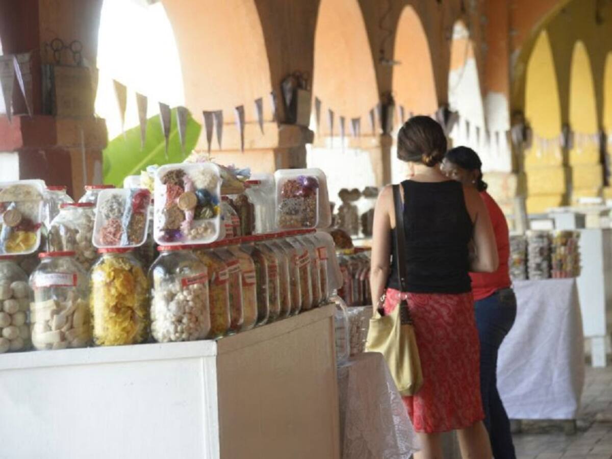 Vendedores del Portal de los Dulces en Cartagena recibirán capacitación