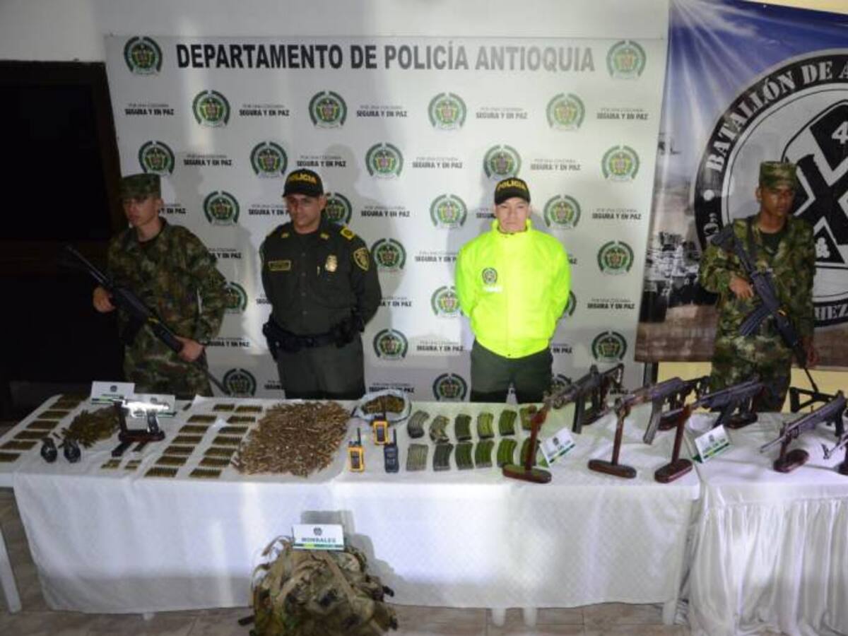 Incautan material de guerra e intendencia del Clan del golfo