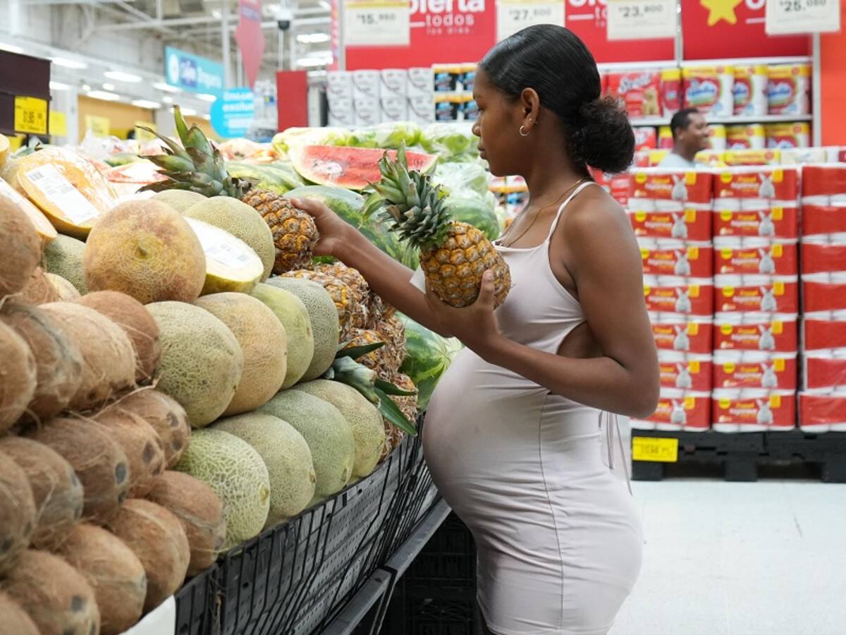 200 mujeres recibieron dotación alimentaria tras convenio del Distrito de Cartagena