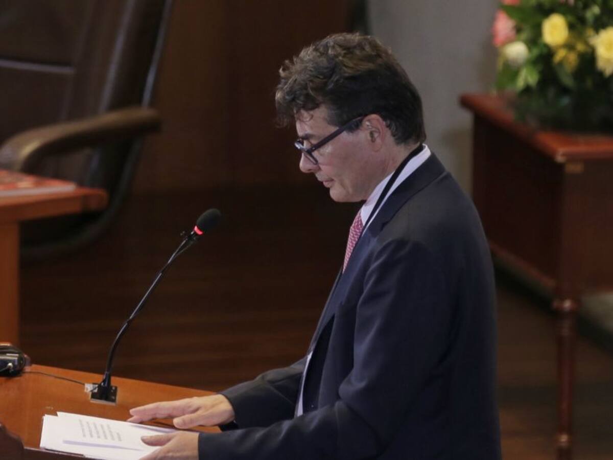 Los jóvenes que impulsan la candidatura de Alejandro Gaviria