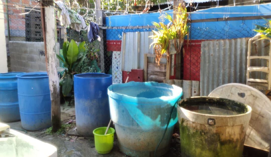 El DADIS invitó a la ciudadanía a no bajar la guardia frente a esta patología, especialmente eliminando los criaderos del mosquito