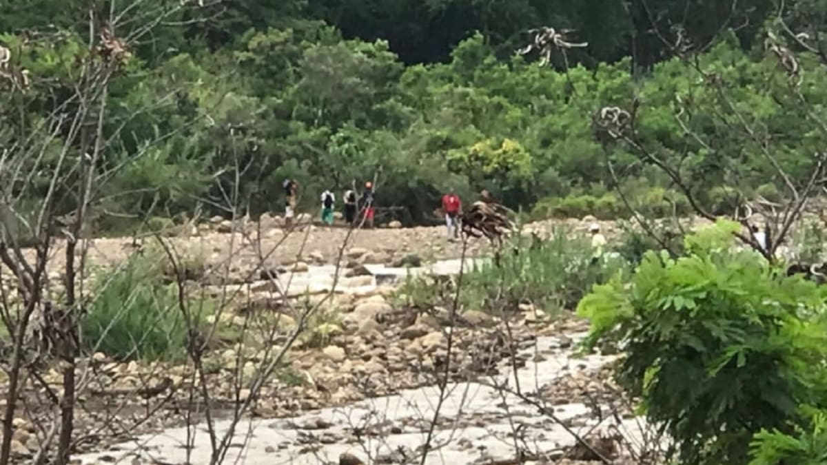 Venezolanos continúan utilizando trochas para paso de mercancía