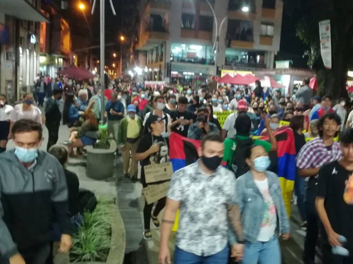 Masiva movilización en defensa del Hospital la Misericordia de Calarcá