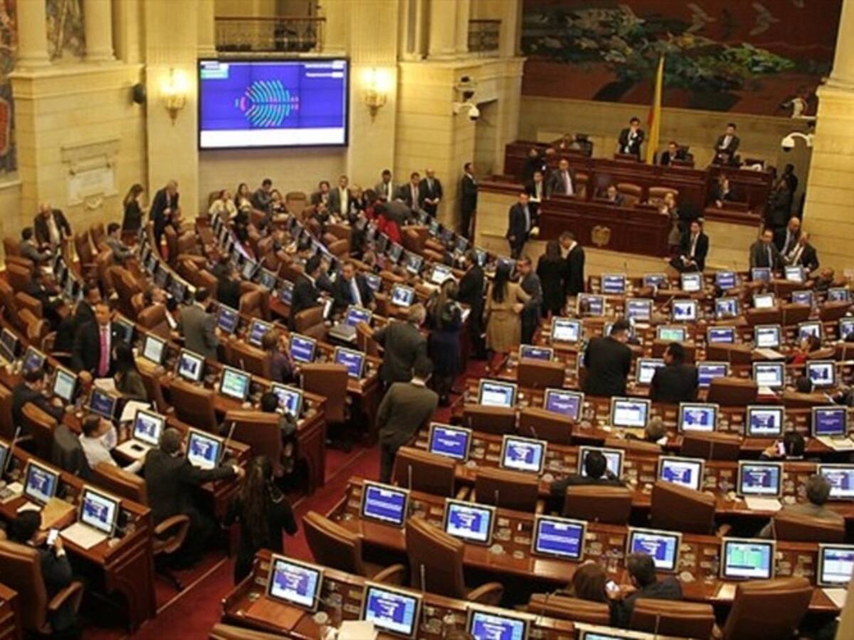 A sanción proyecto que sanciona a dueños de establecimientos que se apropien de propinas