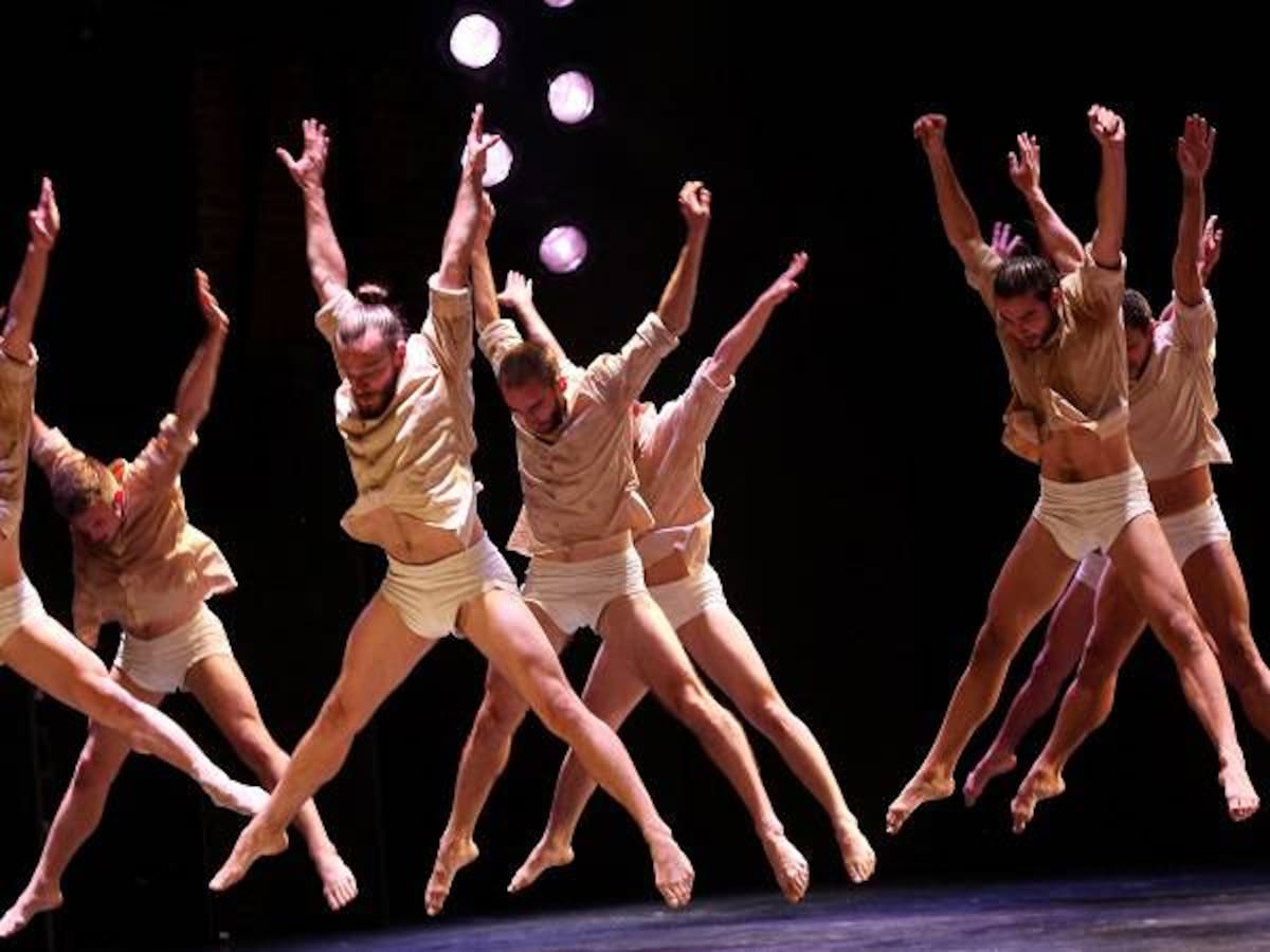 Cali danzó en su bienal de 2017
