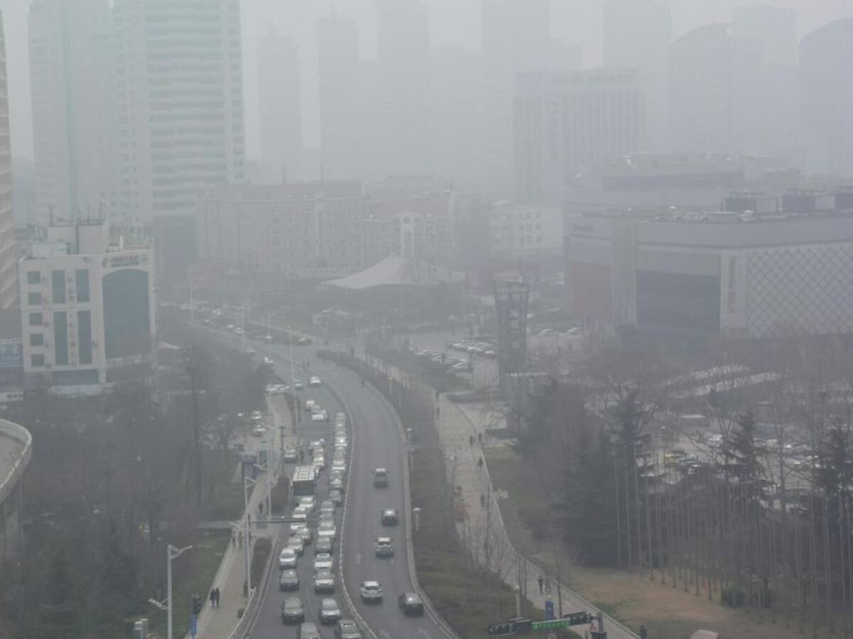 China anuncia represalias contra EEUU por revocar estatus de Hong Kong