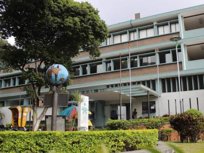 Otro escándalo sacude al Sena en Santander