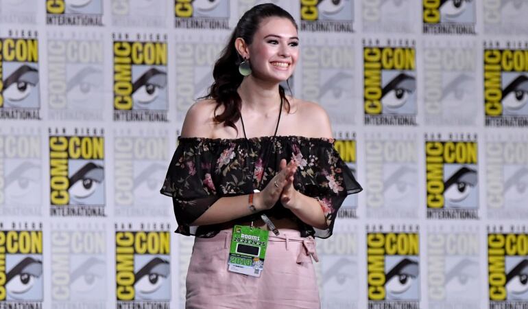 Nicole Maines 