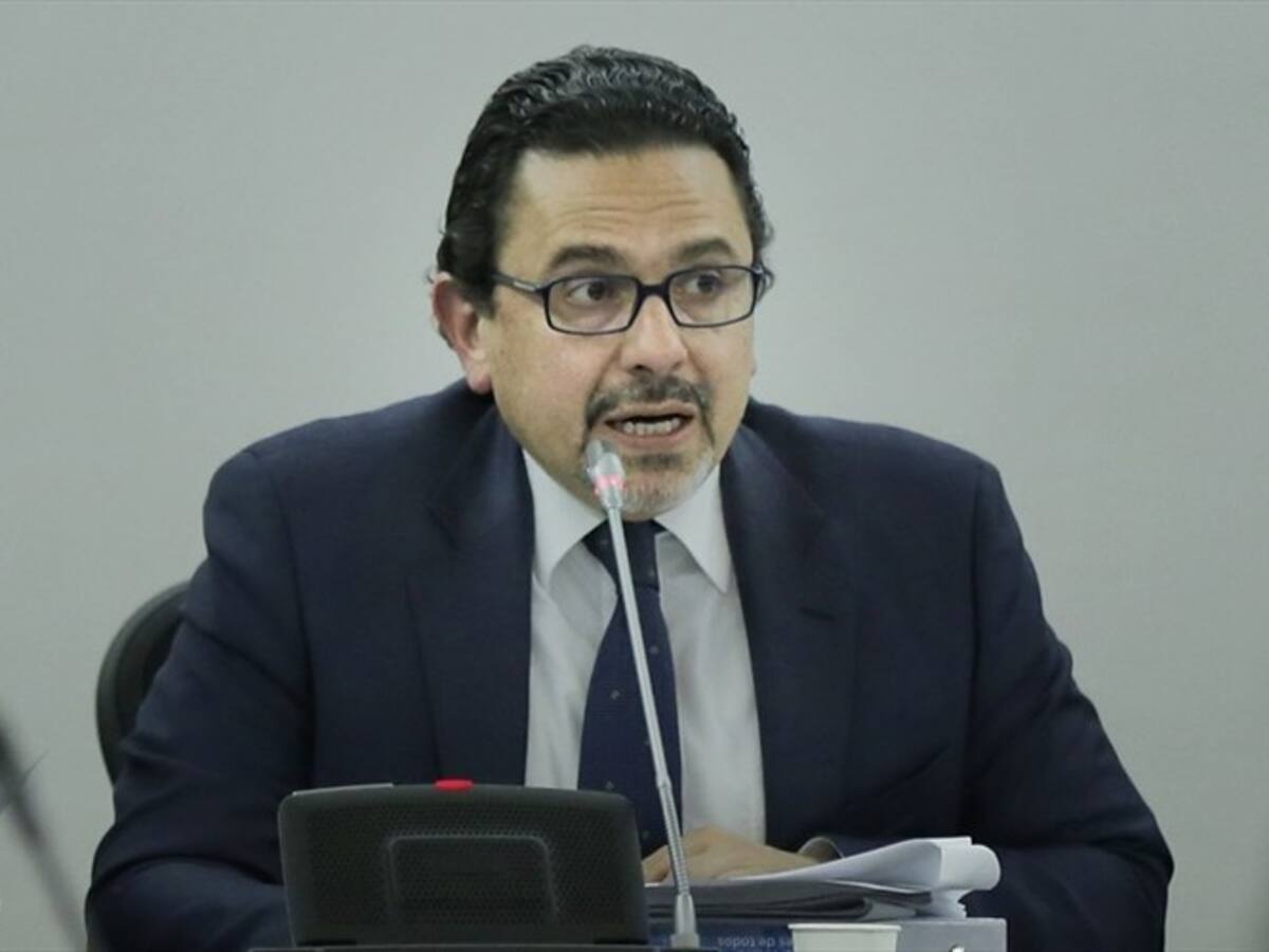 Si hay bloqueos y violencia, una mesa de negociación no puede avanzar: Ceballos