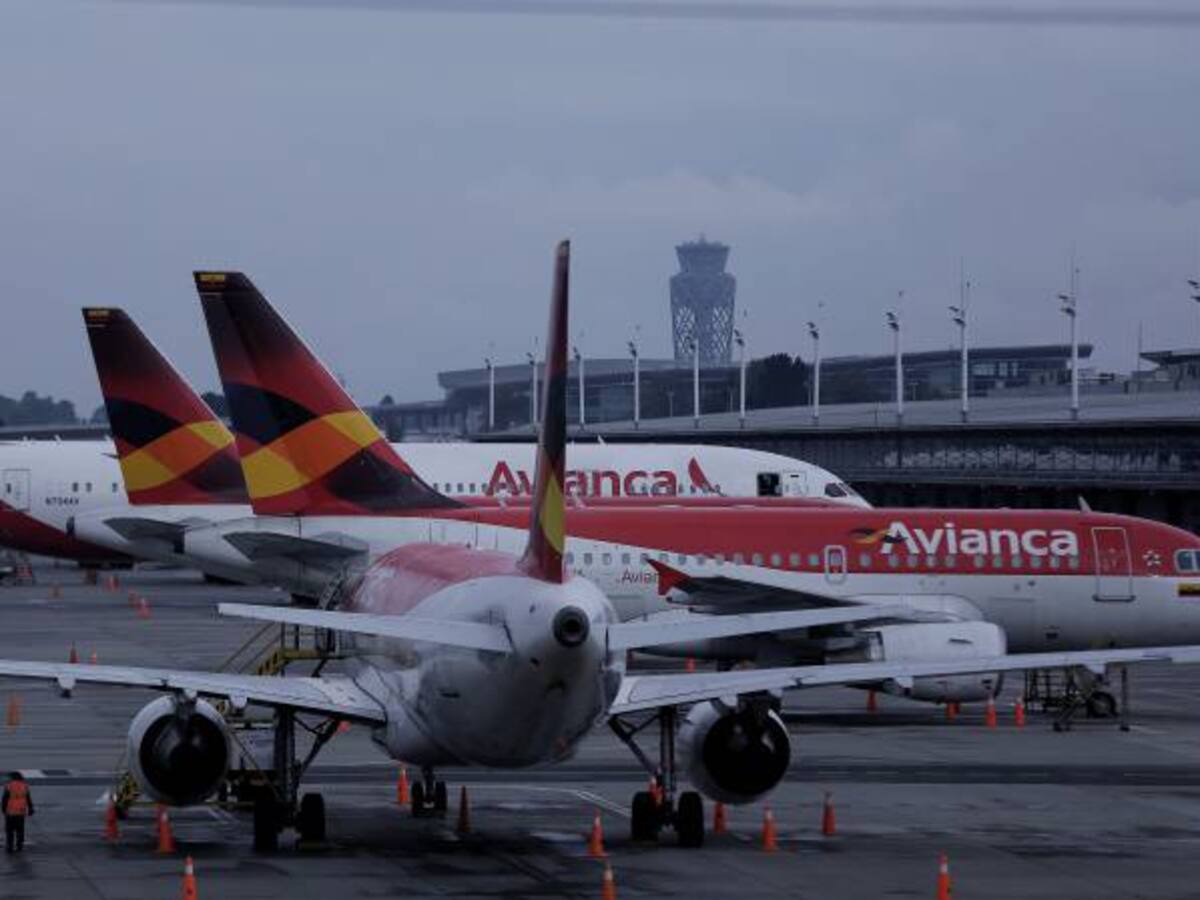 Avianca explicó el motivo por el que no baja los precios de sus tiquetes