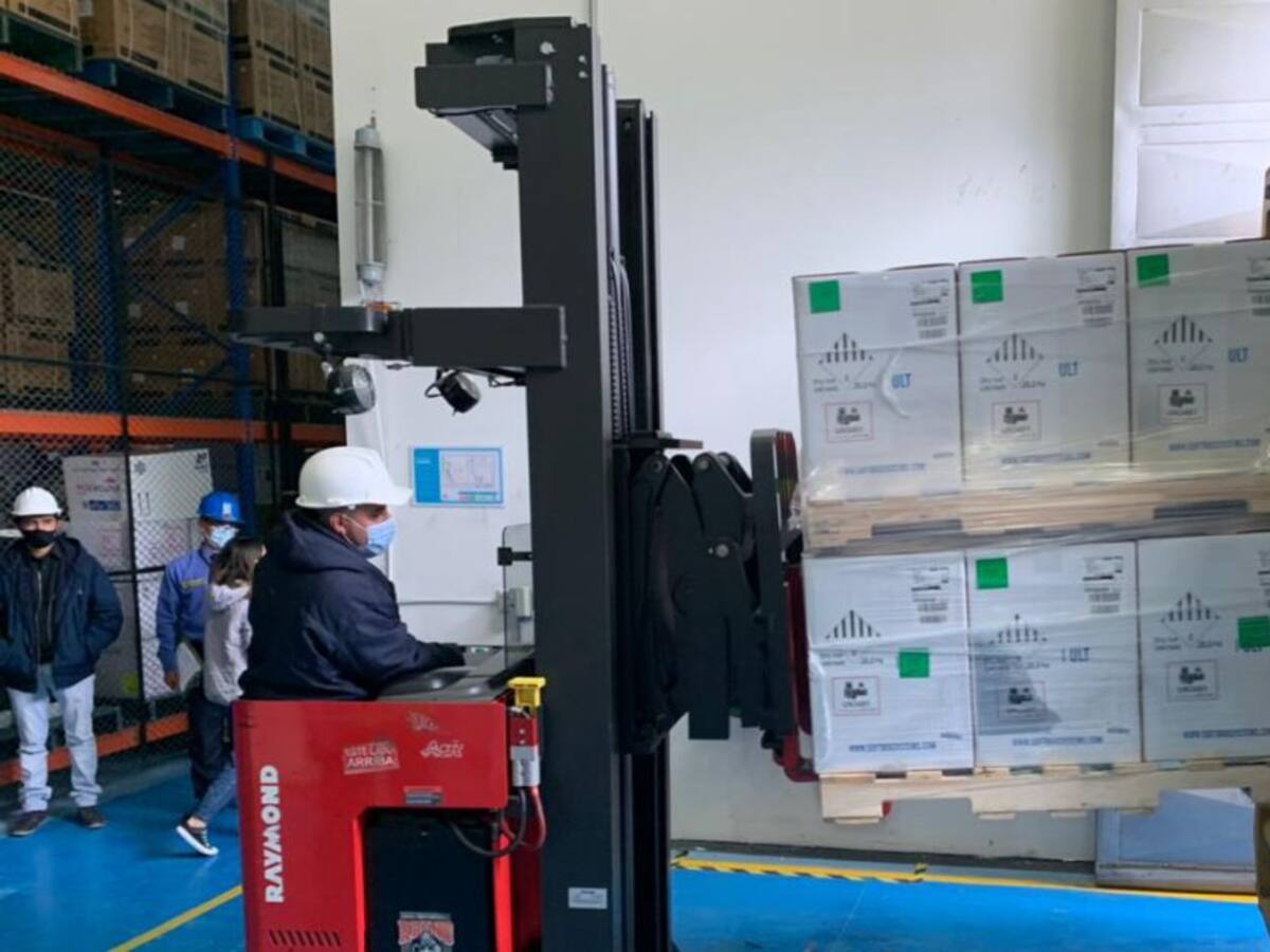 Llegaron más vacunas Pfizer a Bogotá.