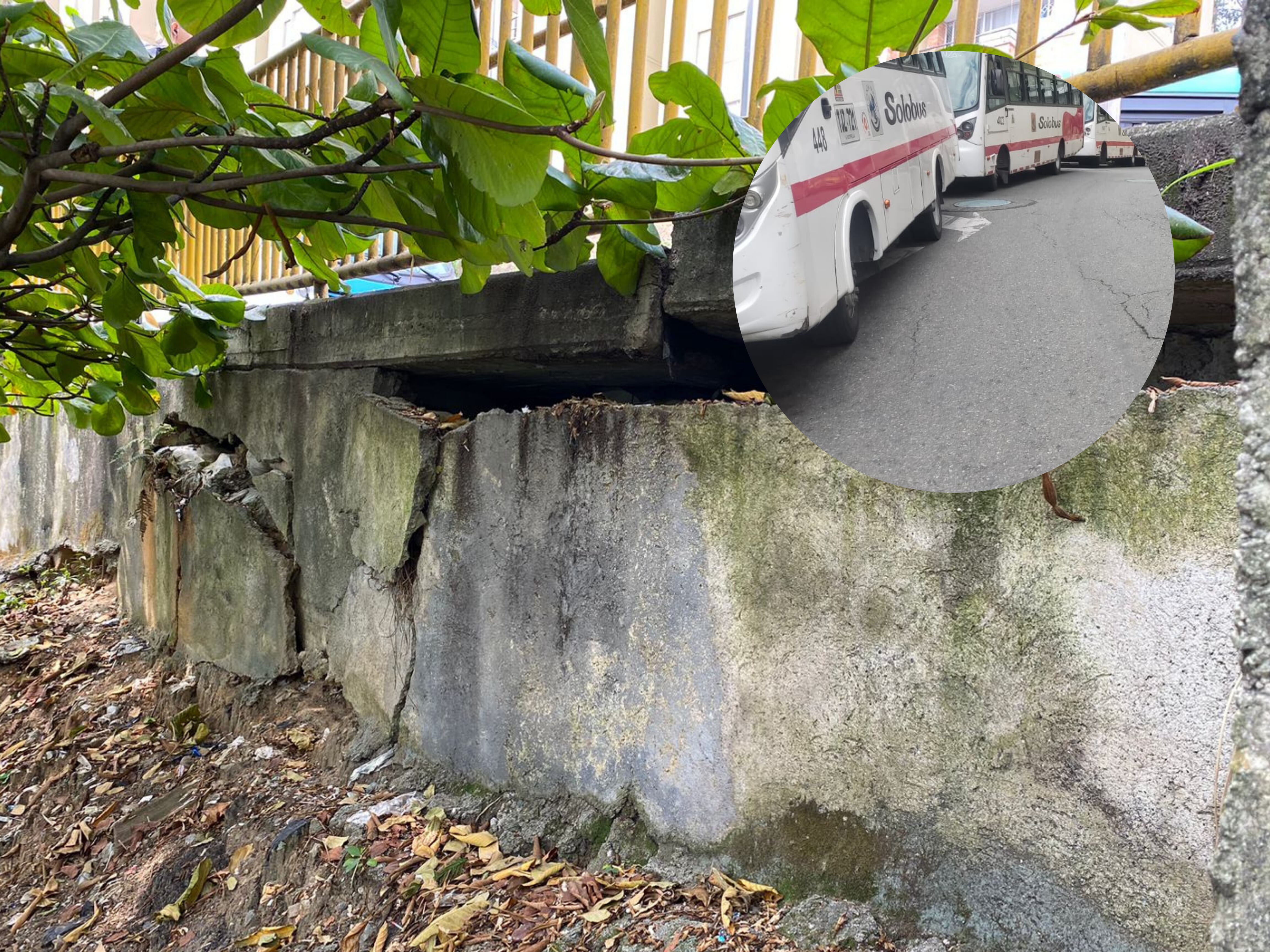Grietas en el paradero de buses de Atavanza, Rodeo Alto, Medellín.