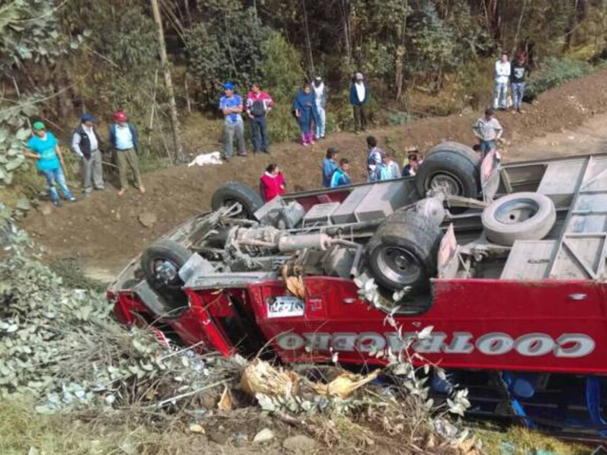 20 heridos deja un accidente de tránsito en vías de Boyacá