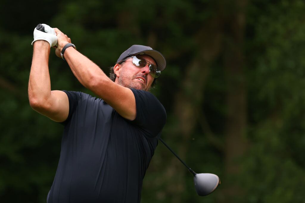 Phil Mickelson uno de los golfistas suspendidos por la PGA. Foto: Getty Images