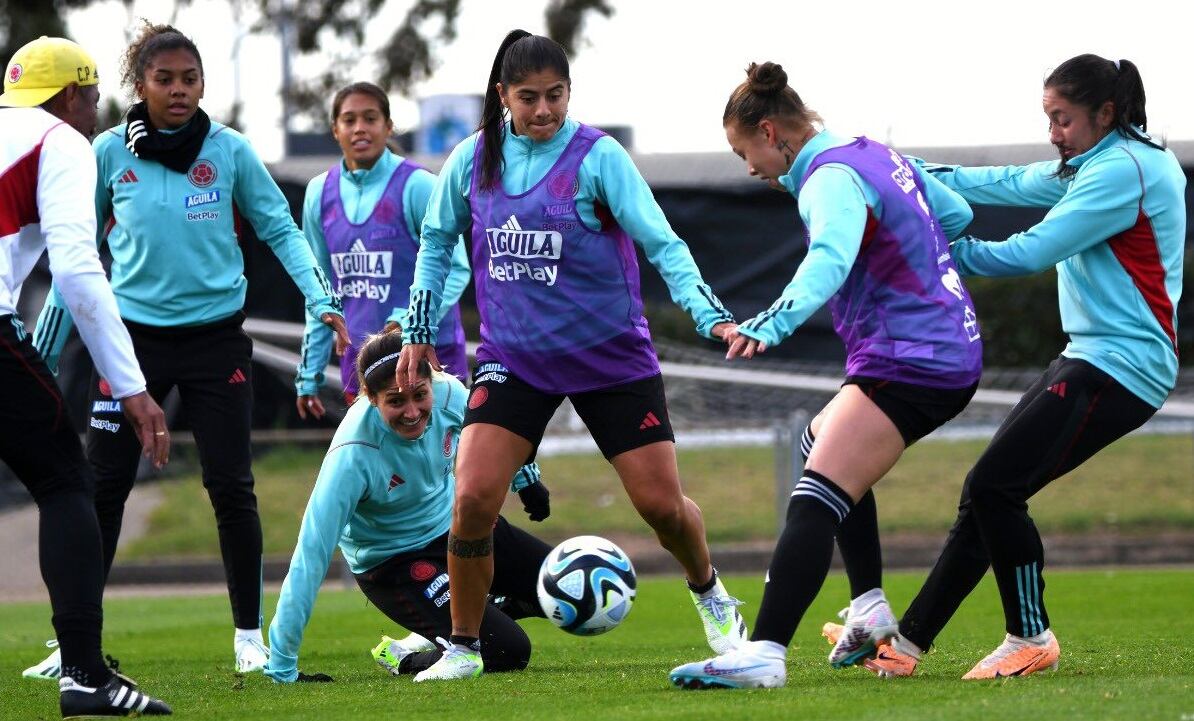 Selección Colombia en entrenamiento de cara al estreno en el Mundial ante Corea del Sur / FCF
