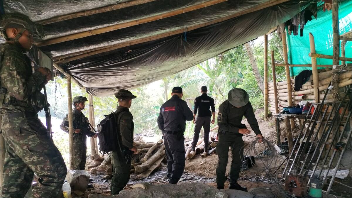 Capturan a 8 personas en Caldas por minería ilegal y afectan las finanzas del Clan del Golfo