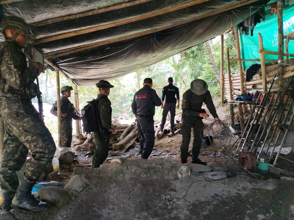Capturan a 8 personas en Caldas por minería ilegal y afectan las finanzas del Clan del Golfo