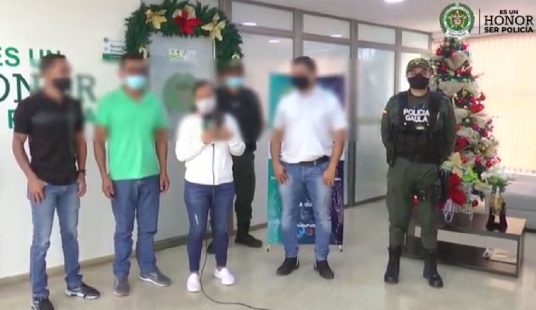 La liberación sanos y salvos de dos ingenieros de 44 y 46 años de edad, oriundos de la ciudad de Armenia