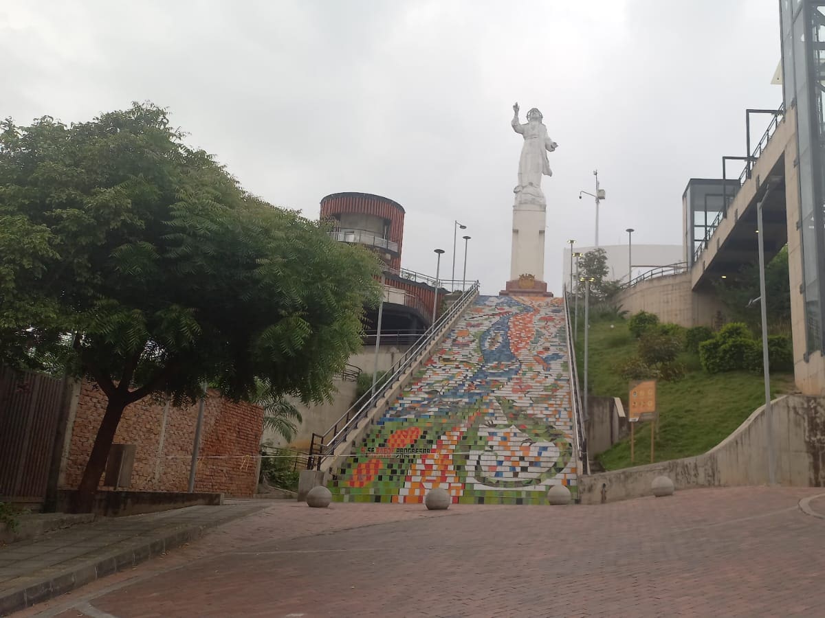 Comunidad solicita mayor atención del monumento Cristo Rey