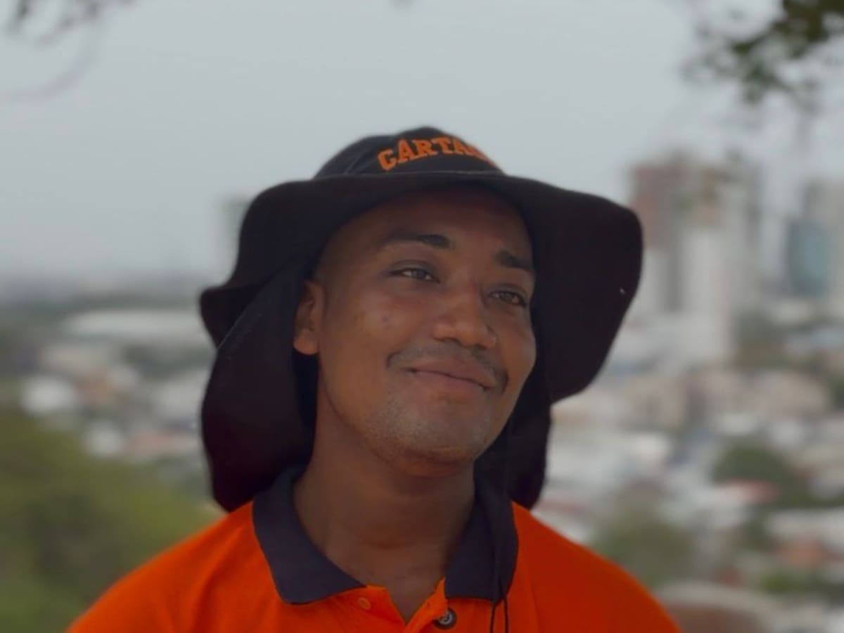 Cristian Cáceres: su labor en la Cuadrilla del Alcalde, madrugadas para cuidar a Cartagena