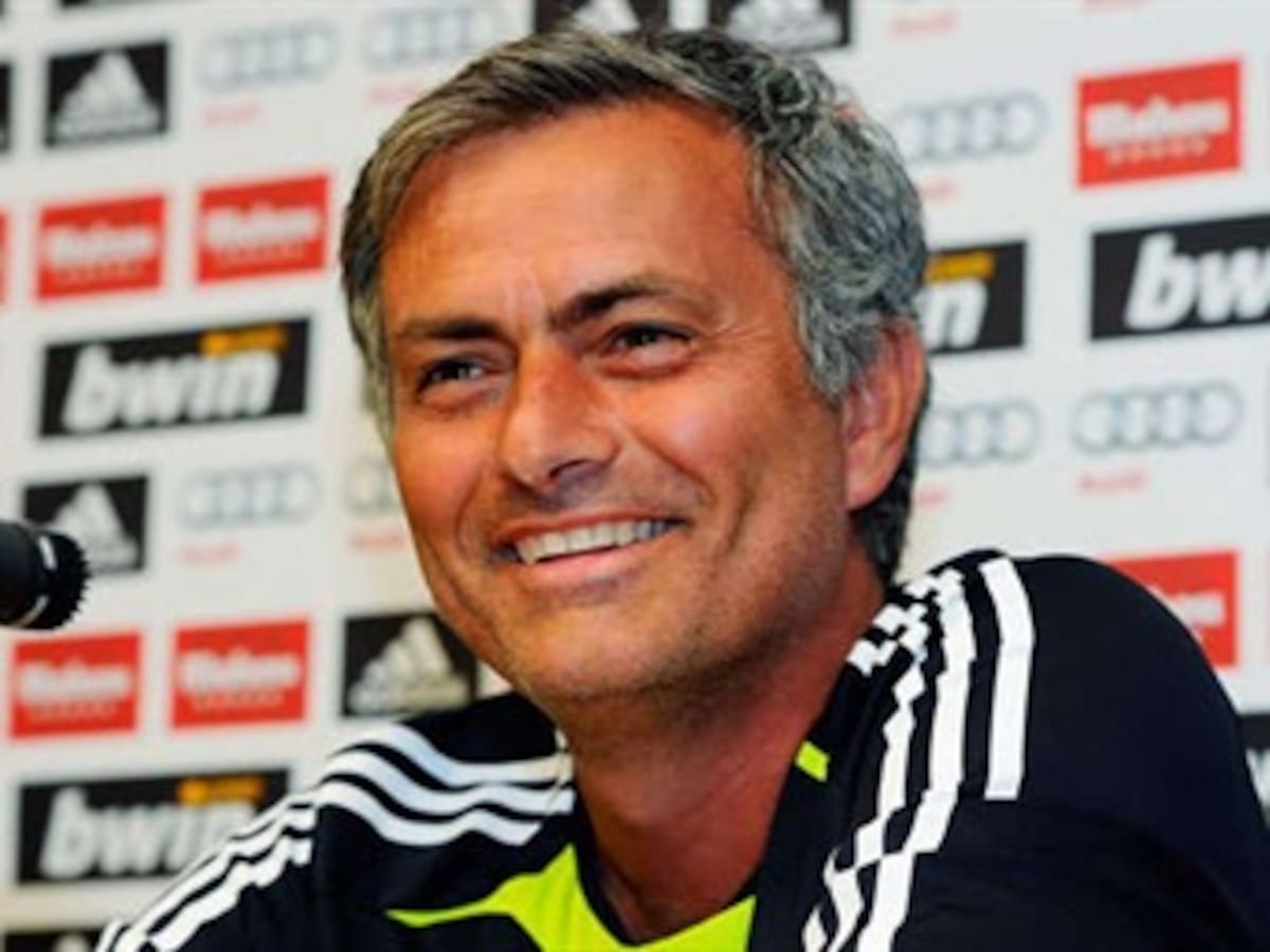 Mourinho renueva hasta el 2016 con Real Madrid
