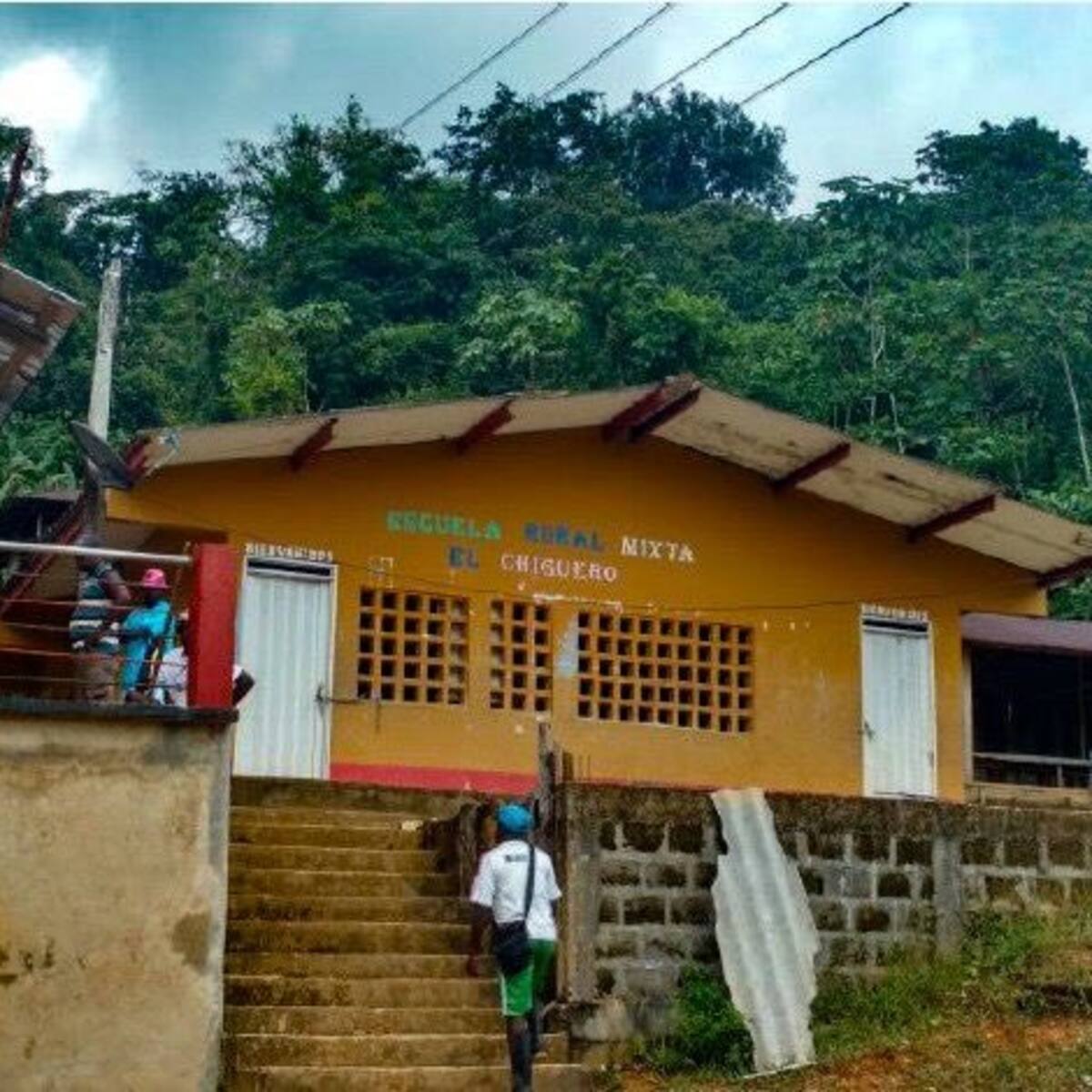 Familias del pacífico caucano víctimas del conflicto se benefician con restitución de tierras