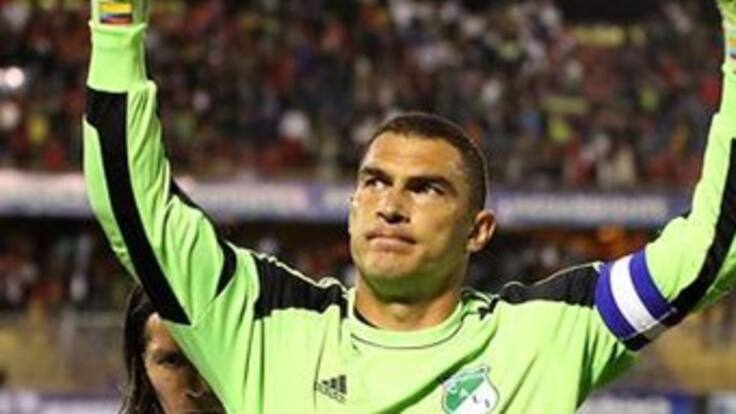 Farid Mondragón: "Tengo un mejor nivel futbolístico que hace diez años"