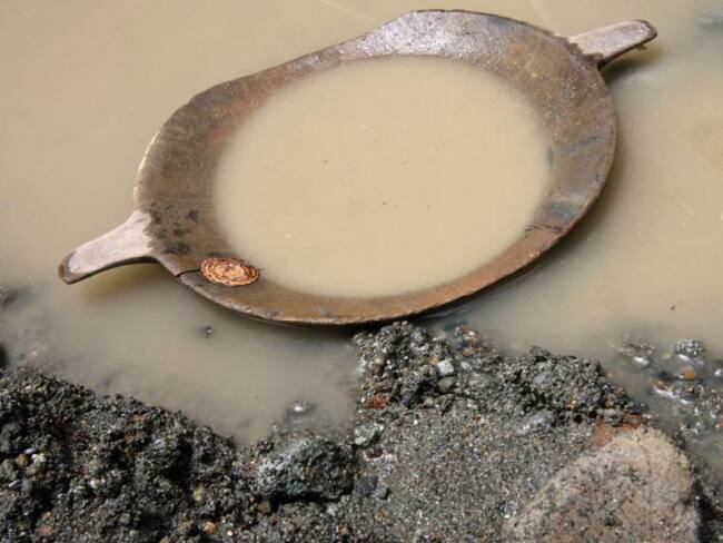 Cuatro barequeros murieron tras ser sepultados por un talud