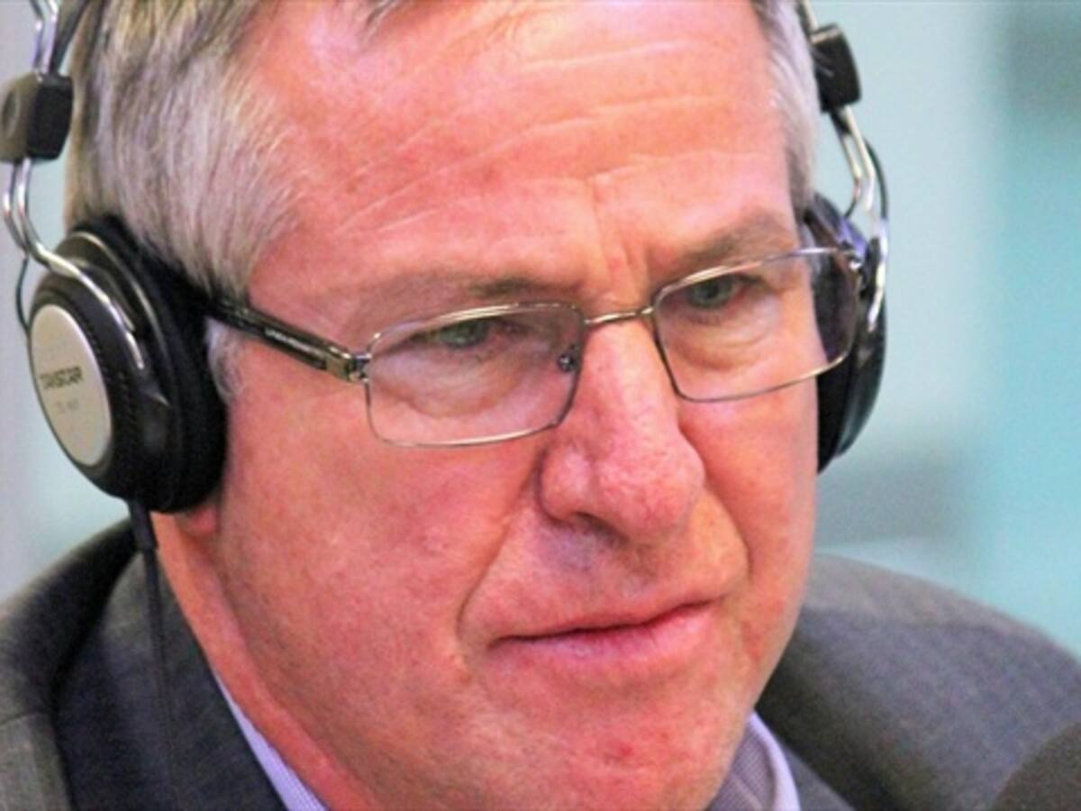Hay mucho por investigar en la FIFA: Carlos González Puche