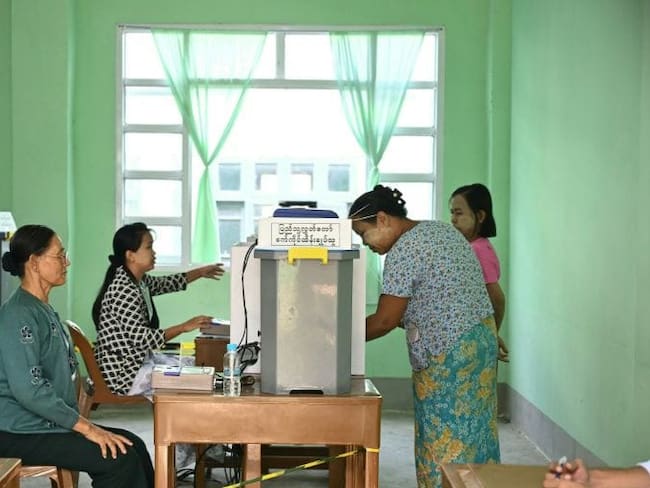 Partido promilitar en Birmania proclama victoria en elecciones