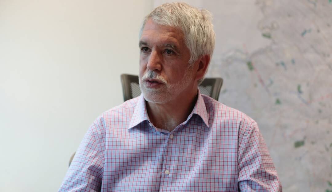 El actual precandidato presidencial tiene COVID-19 (Colprensa)