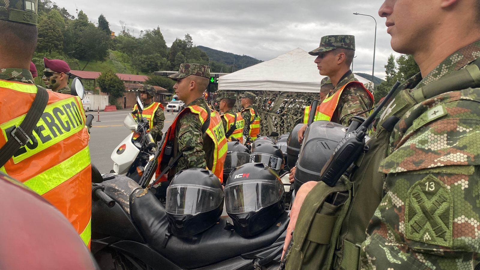 Más de 10 mil soldados desplegados en las carreteras de Cundinamarca durante esta Semana Santa. Foto: Prensa Ejército Nacional.