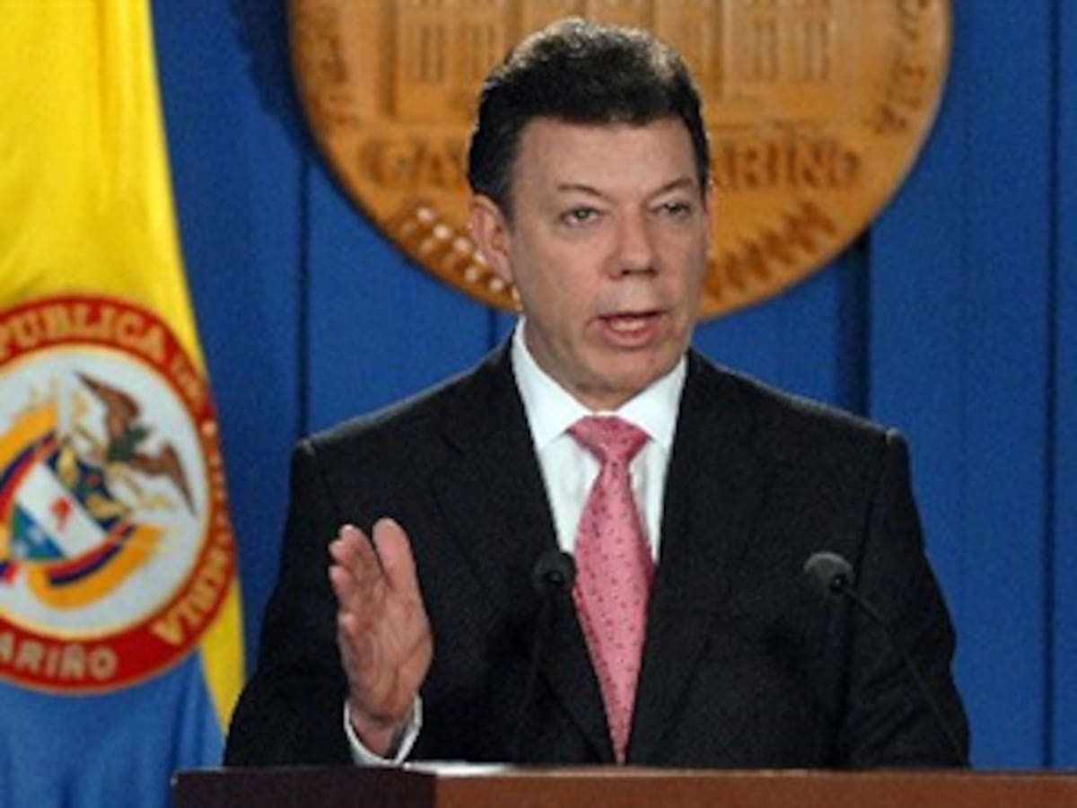 Presidente Santos pide no pagar extorsiones a las Farc