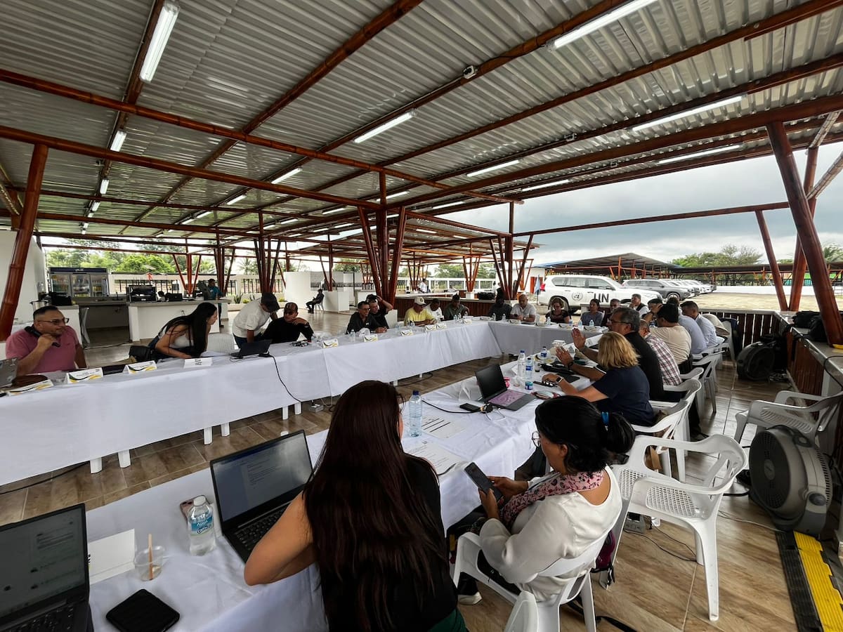 Histórico acuerdo: Coordinadora Nacional destruirá 14 toneladas de material de guerra