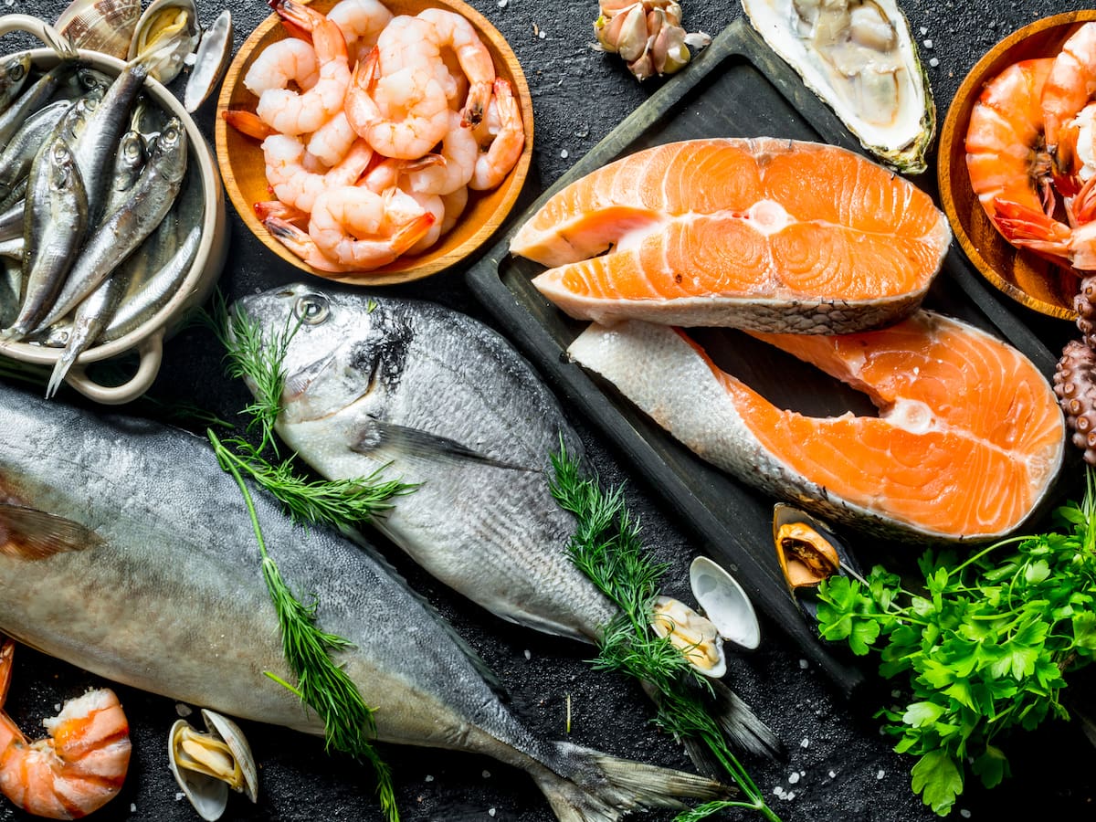 ¿Con qué frecuencia debería comer pescado? Así absorbe los nutrientes el cuerpo